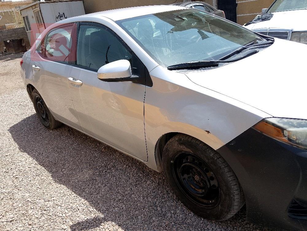 تۆیۆتا کۆرۆلا